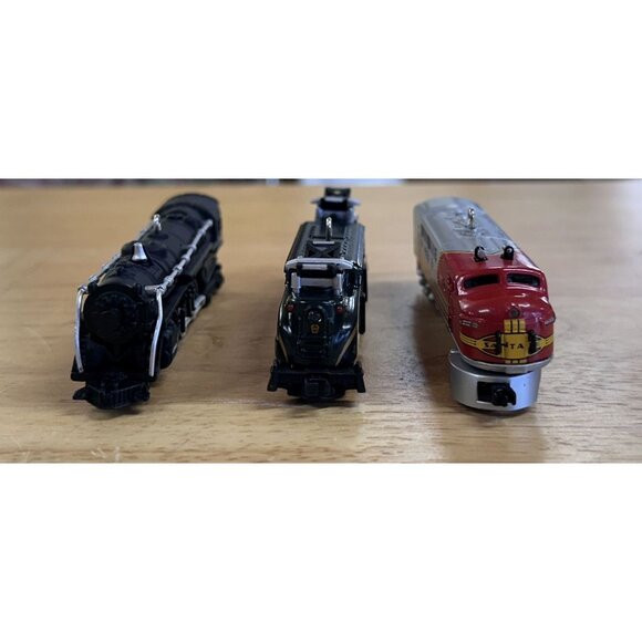 Set of 3 Hallmark Keepsake Train Ornaments From the 1990s Vgc - Picture 2 of 8